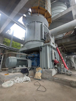 1 - 45t/H原料の粉砕のための縦VRMのセメントの製造所